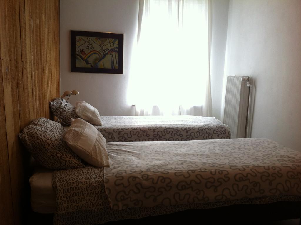 Guest House Backhouse Brüksel Dış mekan fotoğraf